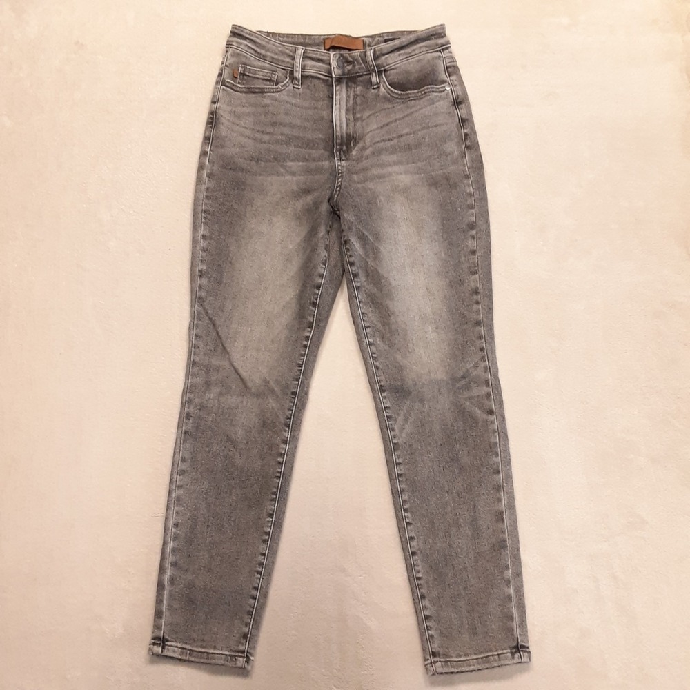 Judy Blue Womans Slim Fit Jean's 7/28  Grey Stonewashed Style JB88744